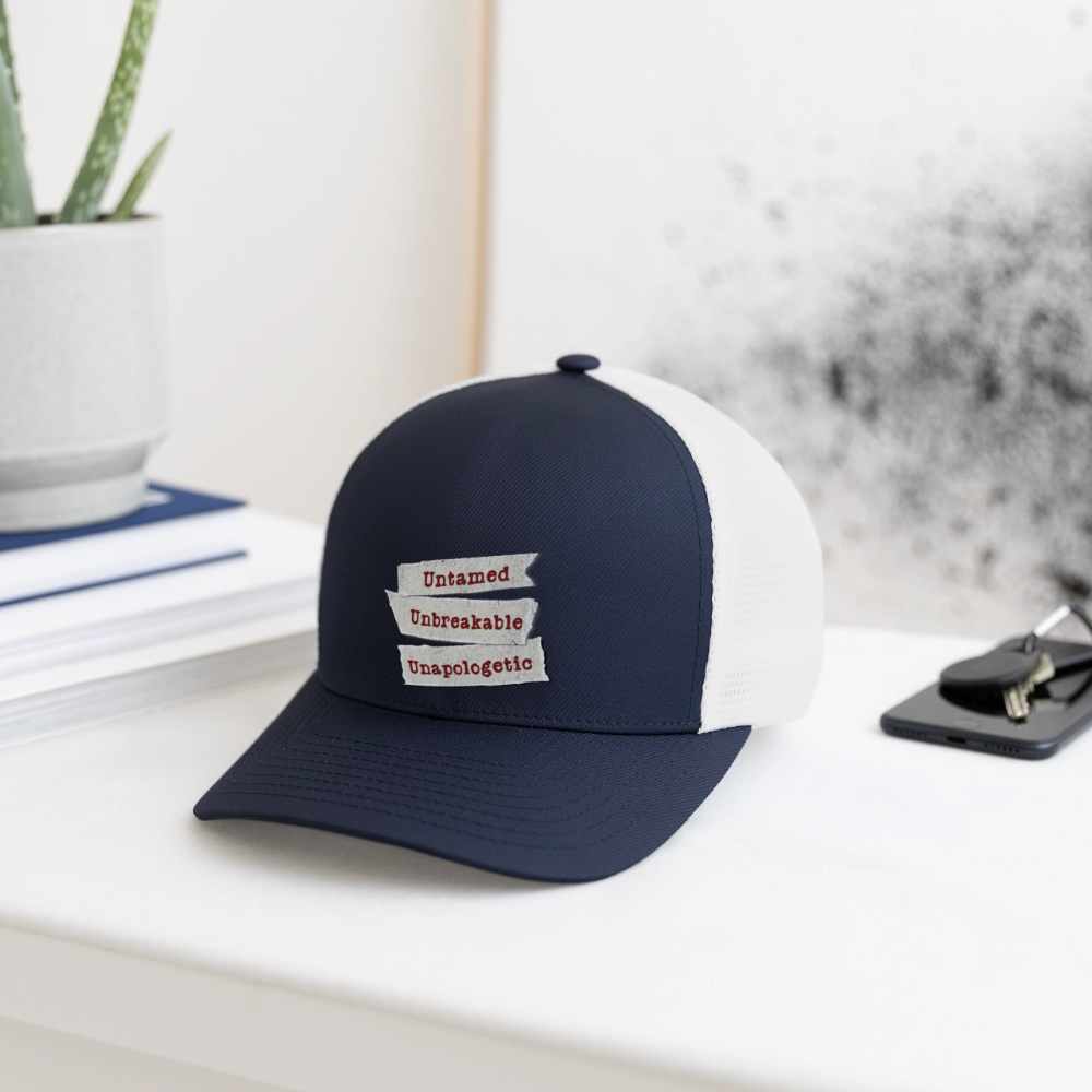 Flexfit Fitted Baseball Cap - navy/white